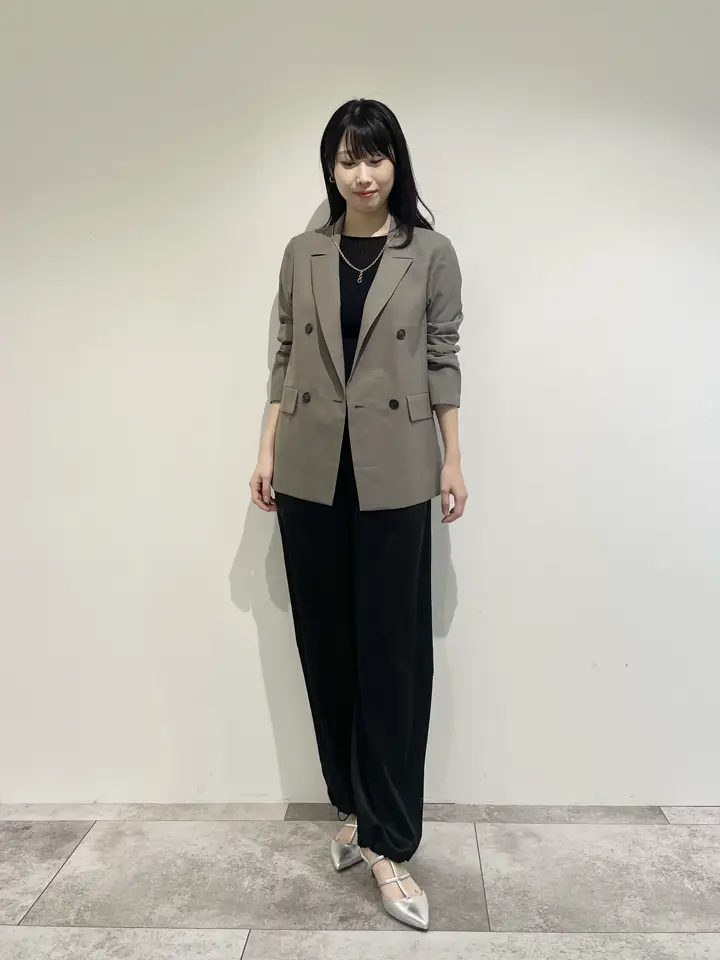 GRACE CONTINENTAL 端場 わかな コーディネート画像