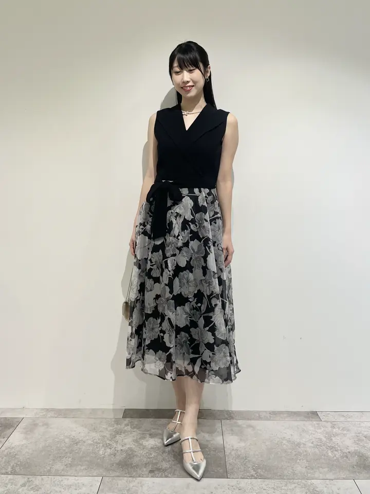 GRACE CONTINENTAL 端場 わかな コーディネート画像