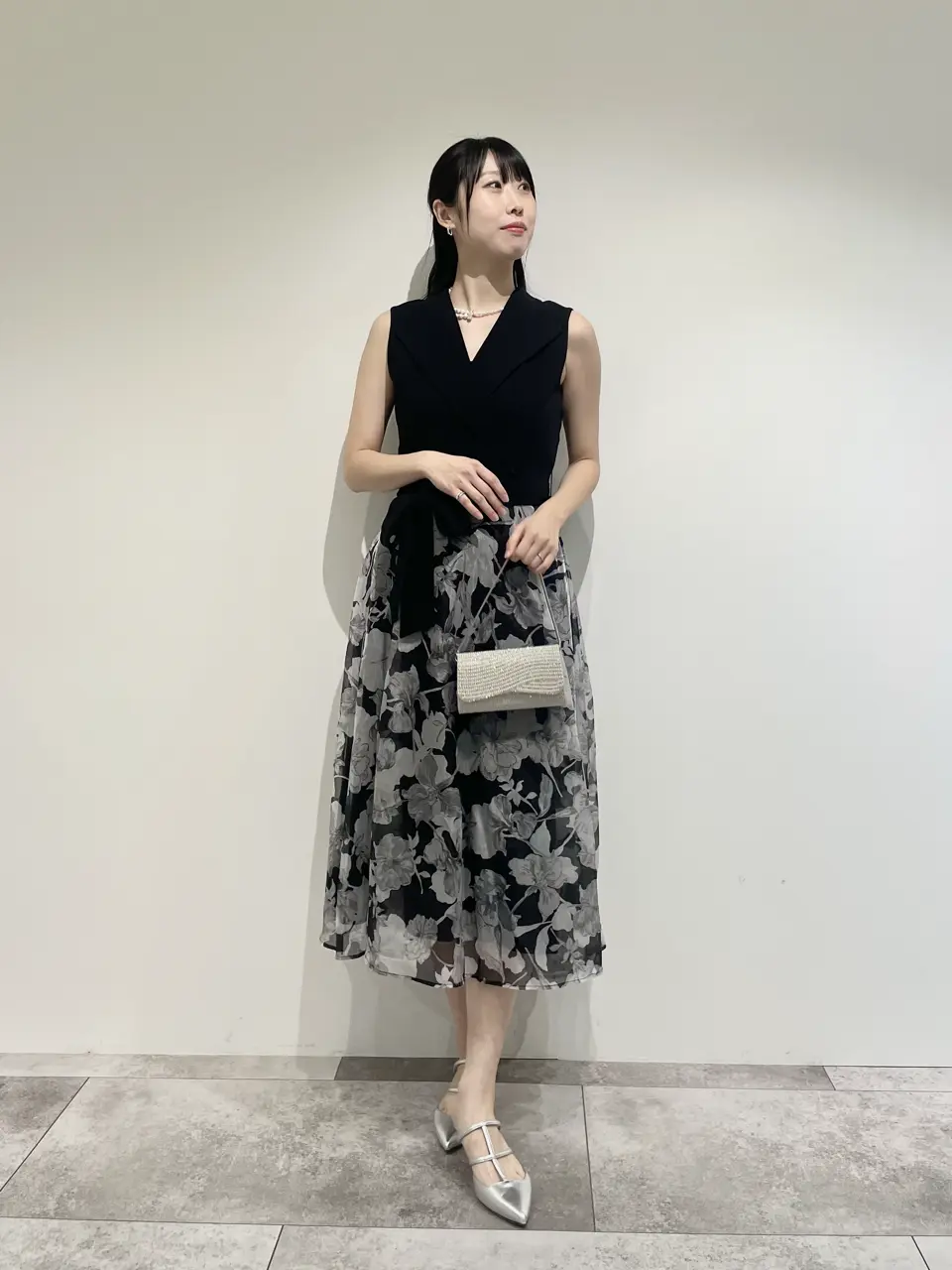 GRACE CONTINENTAL 端場 わかな コーディネート画像