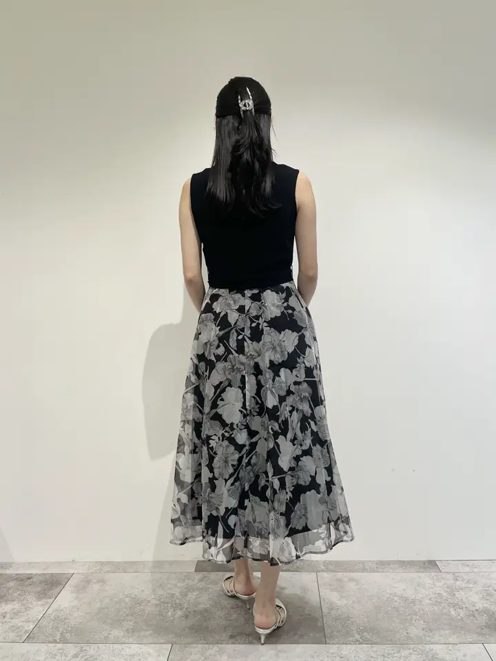 GRACE CONTINENTAL 端場 わかな コーディネート画像