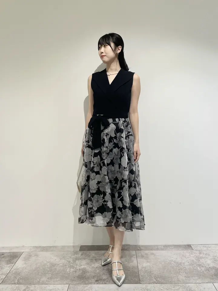 GRACE CONTINENTAL 端場 わかな コーディネート画像