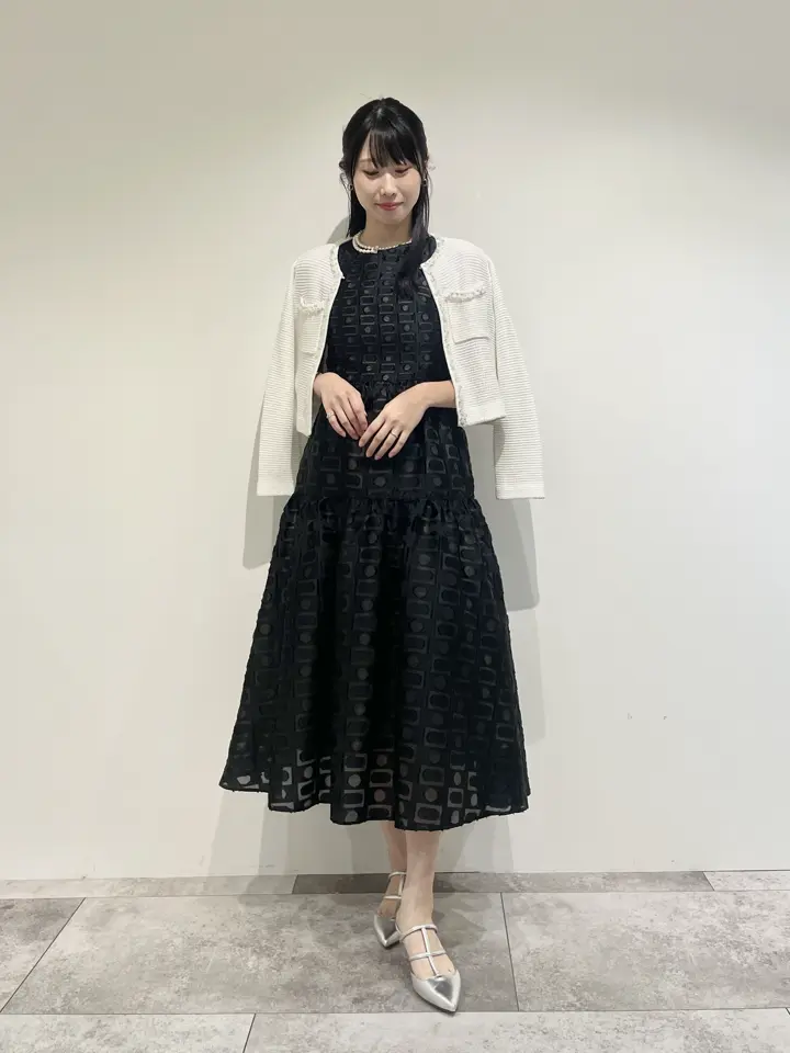 GRACE CONTINENTAL 端場 わかな コーディネート画像