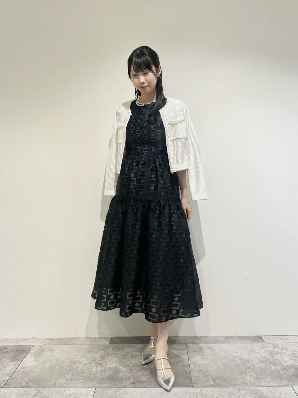 GRACE CONTINENTAL 端場 わかな コーディネート画像