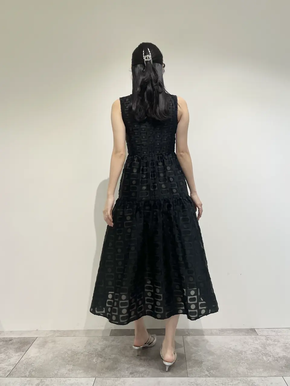 GRACE CONTINENTAL 端場 わかな コーディネート画像