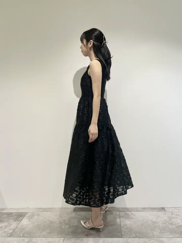 GRACE CONTINENTAL 端場 わかな コーディネート画像