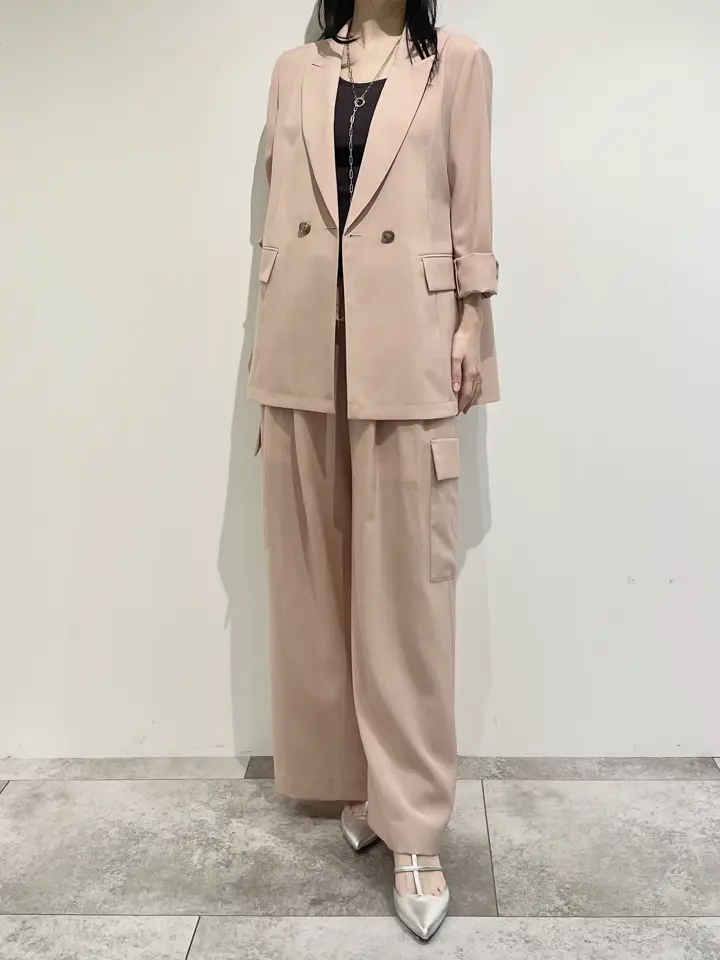 GRACE CONTINENTAL 端場 わかな コーディネート画像