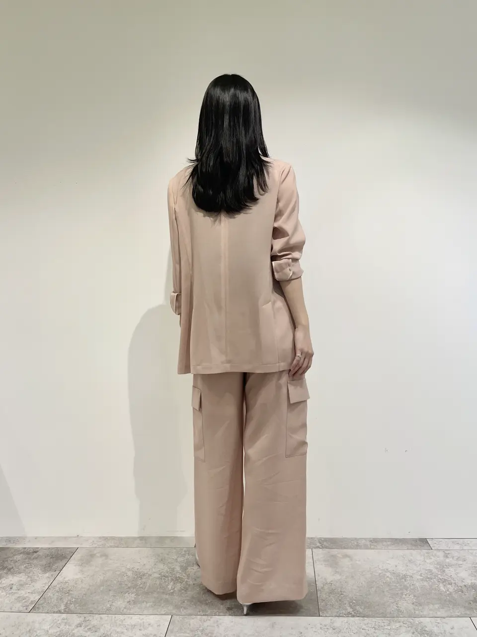 GRACE CONTINENTAL 端場 わかな コーディネート画像