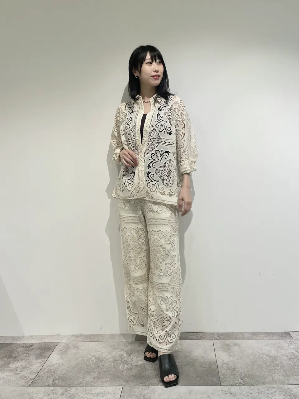 GRACE CONTINENTAL 端場 わかな コーディネート画像