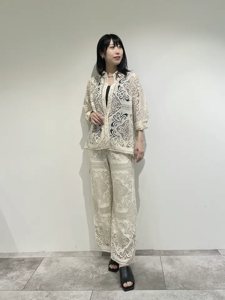 GRACE CONTINENTAL 端場 わかな コーディネート画像