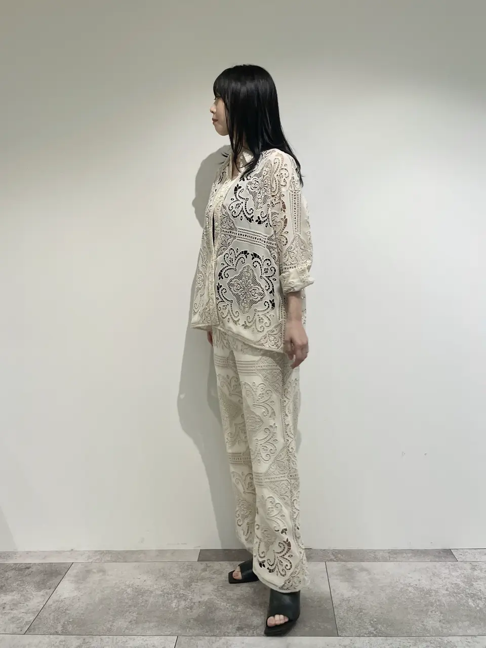 GRACE CONTINENTAL 端場 わかな コーディネート画像