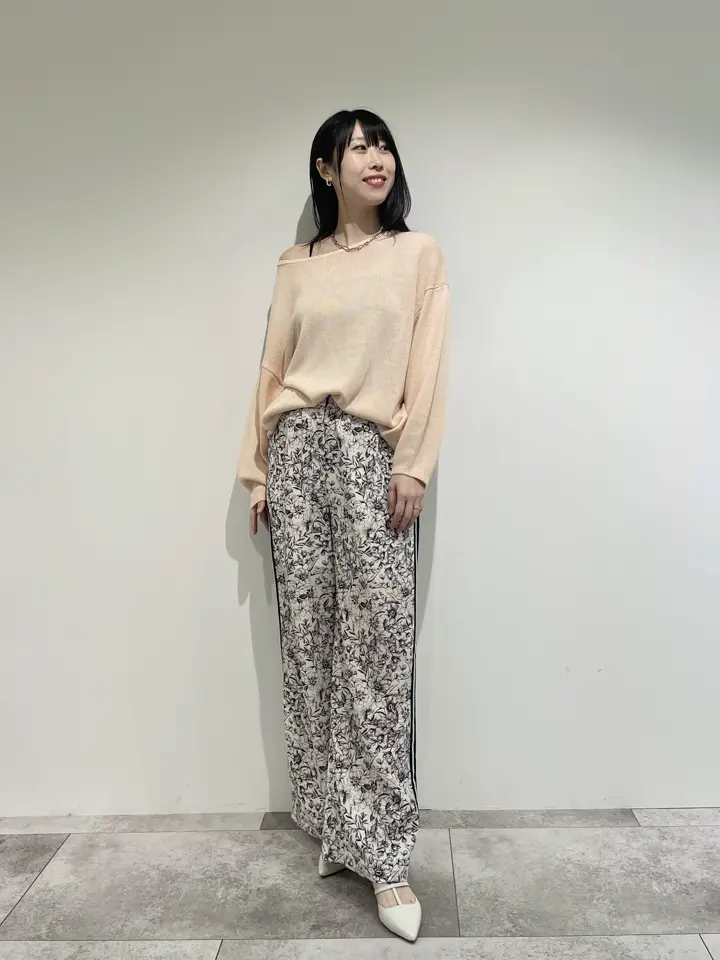 GRACE CONTINENTAL 端場 わかな コーディネート画像