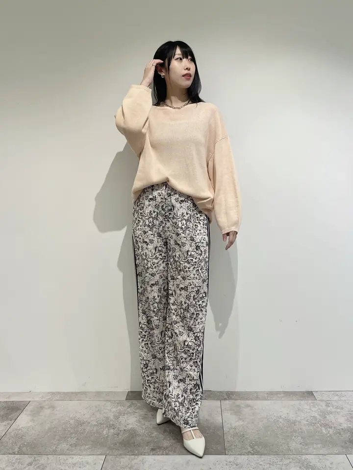 GRACE CONTINENTAL 端場 わかな コーディネート画像