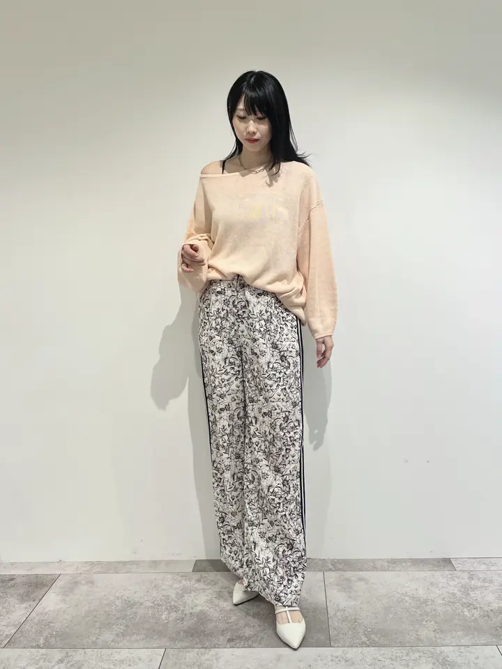 GRACE CONTINENTAL 端場 わかな コーディネート画像