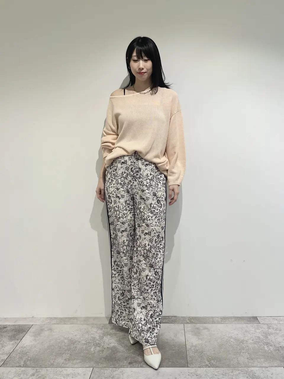 GRACE CONTINENTAL 端場 わかな コーディネート画像