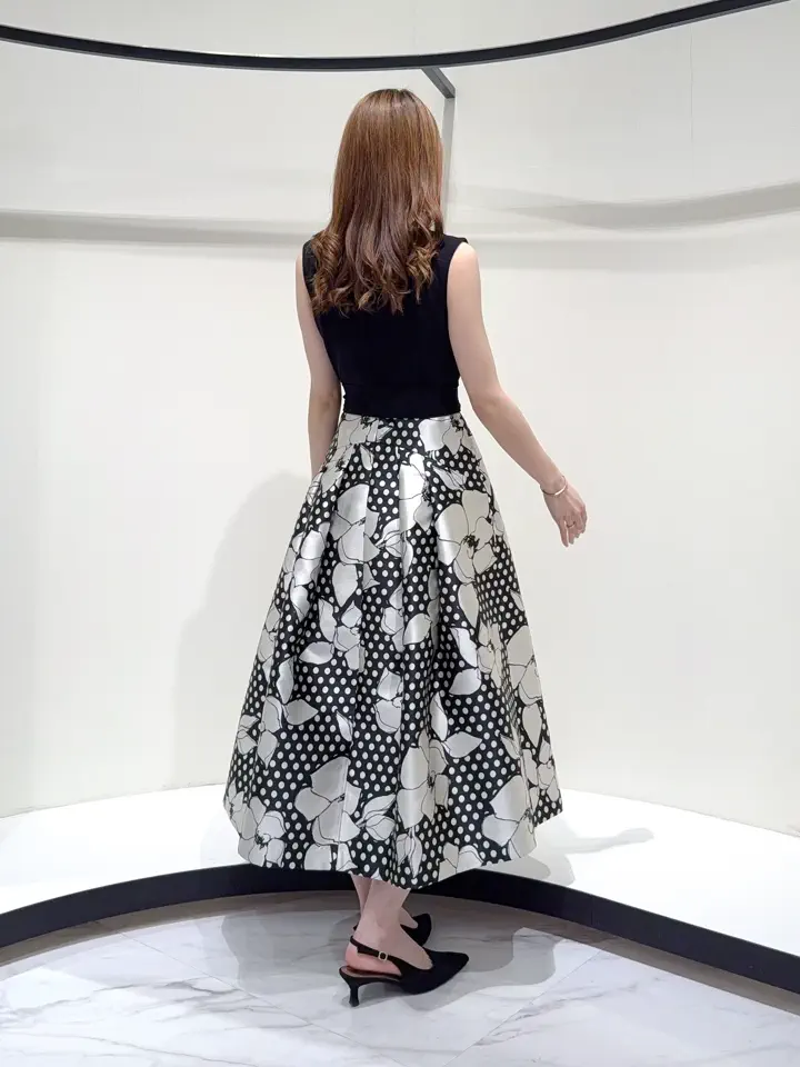 GRACE CONTINENTAL Suzuka コーディネート画像