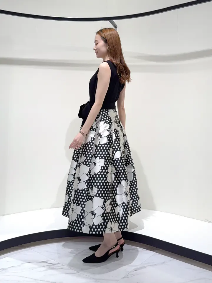 GRACE CONTINENTAL Suzuka コーディネート画像