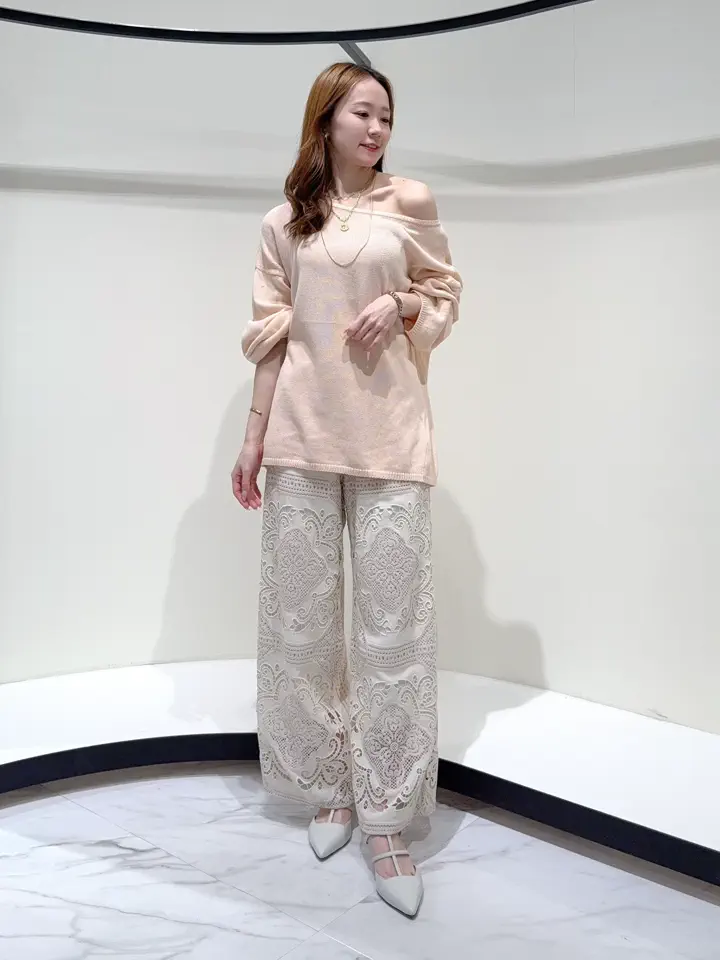 GRACE CONTINENTAL Suzuka コーディネート画像