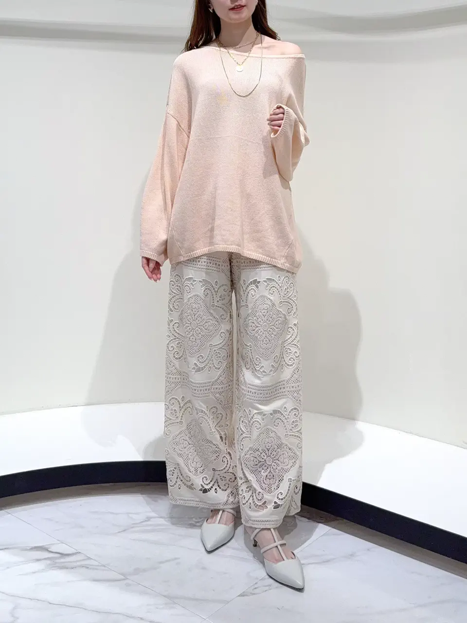 GRACE CONTINENTAL Suzuka コーディネート画像