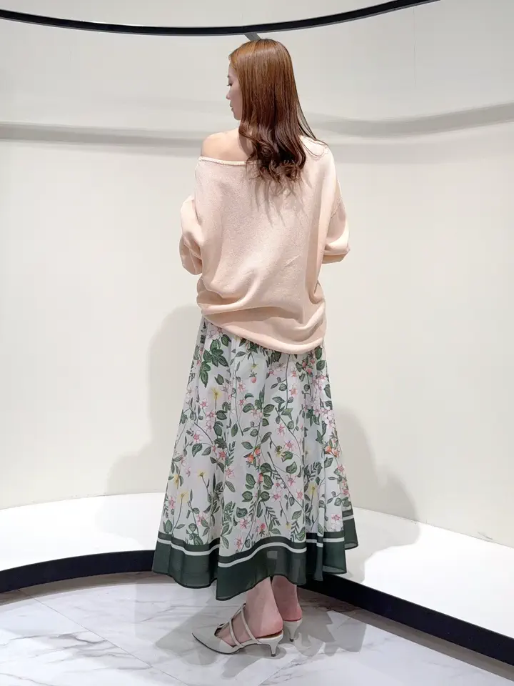 GRACE CONTINENTAL Suzuka コーディネート画像