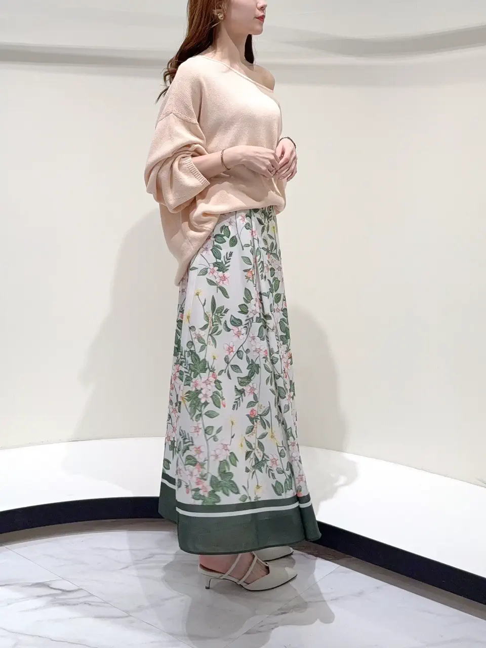 GRACE CONTINENTAL Suzuka コーディネート画像
