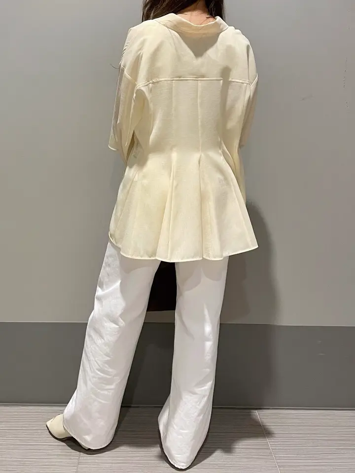 GRACE CONTINENTAL 細川　もなみ コーディネート画像