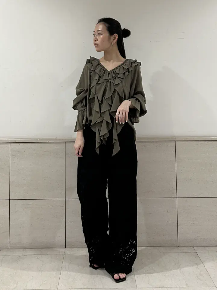 GRACE CONTINENTAL ERINA KATO コーディネート画像