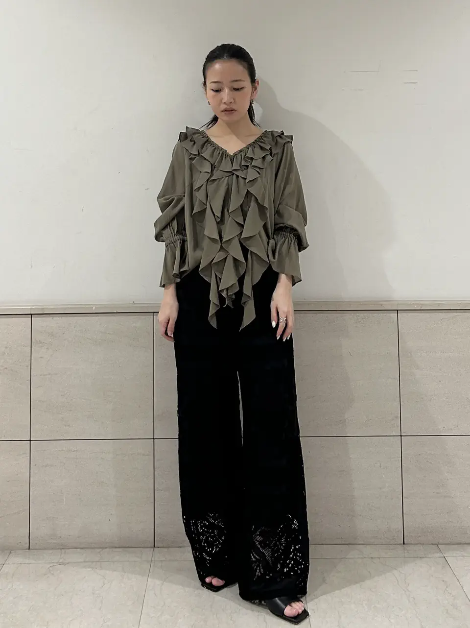 GRACE CONTINENTAL ERINA KATO コーディネート画像