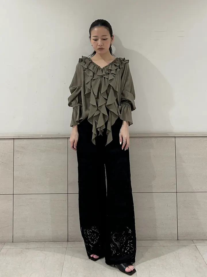 GRACE CONTINENTAL ERINA KATO コーディネート画像