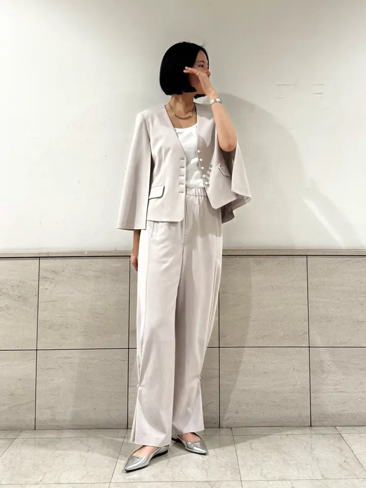 GRACE CONTINENTAL 伊藤　静華 コーディネート画像