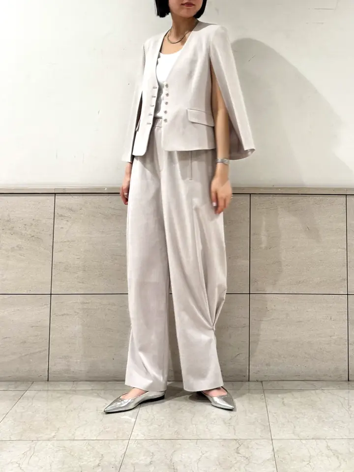 GRACE CONTINENTAL 伊藤　静華 コーディネート画像