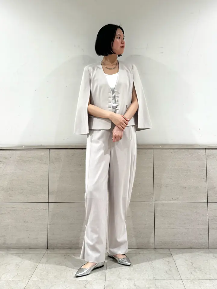 GRACE CONTINENTAL 伊藤　静華 コーディネート画像