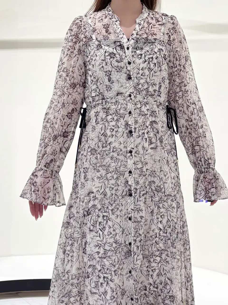 GRACE CONTINENTAL 平野 裕華 コーディネート画像