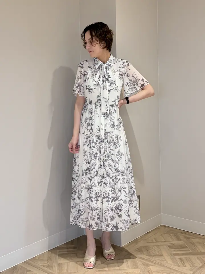 GRACE CONTINENTAL 亀田 未希 コーディネート画像