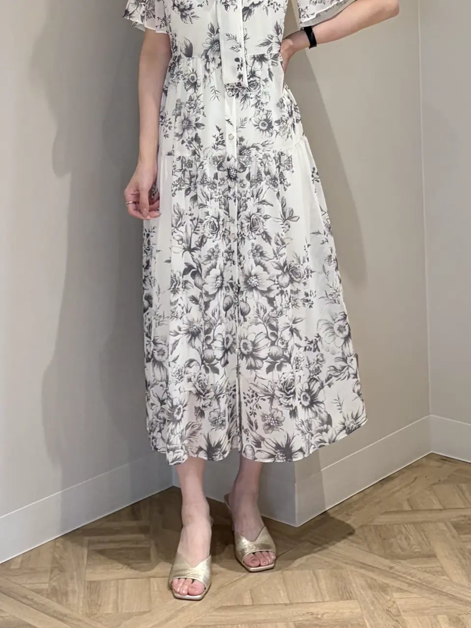 GRACE CONTINENTAL 亀田 未希 コーディネート画像