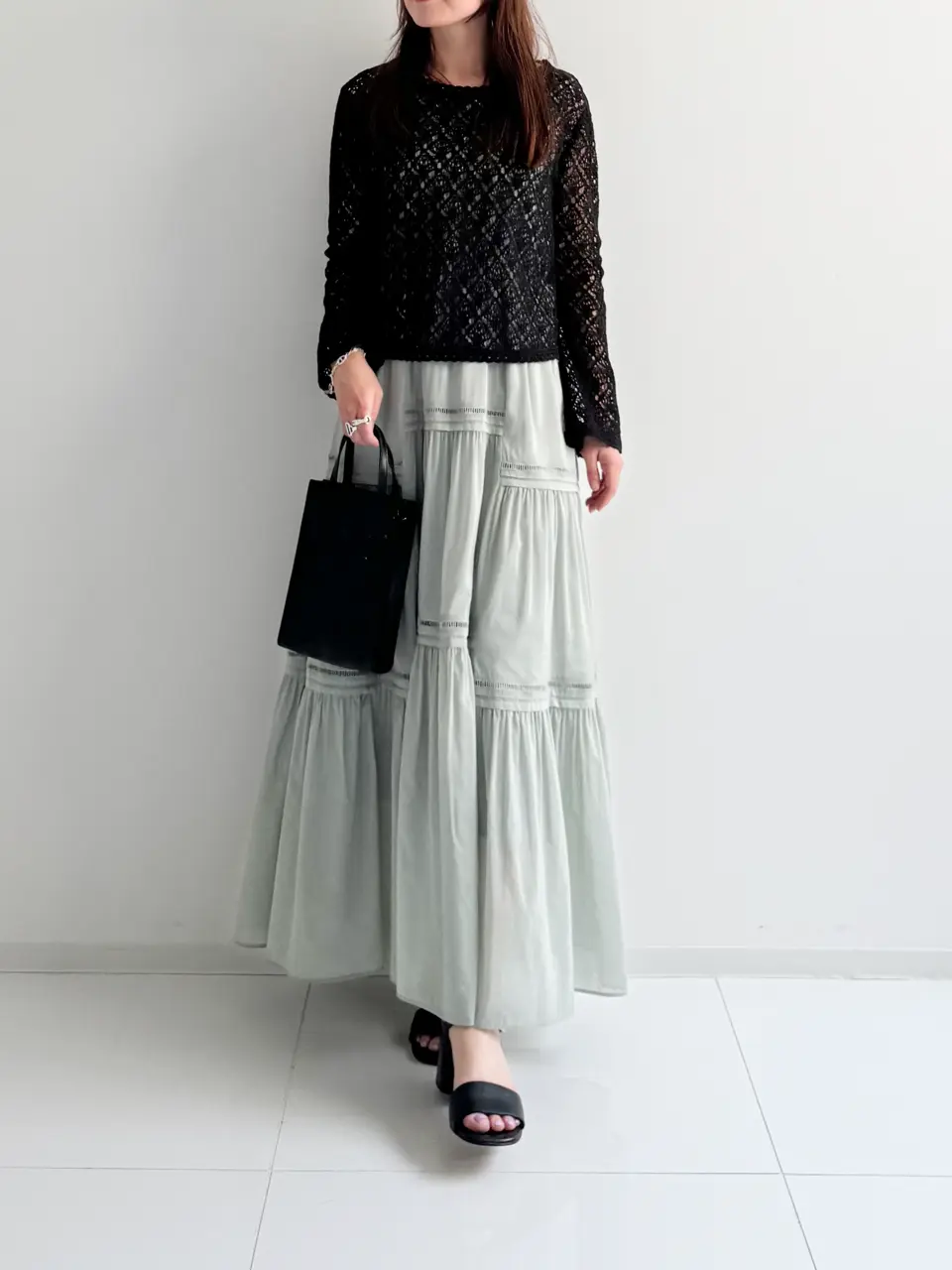 GRACE CONTINENTAL 古川温子 コーディネート画像