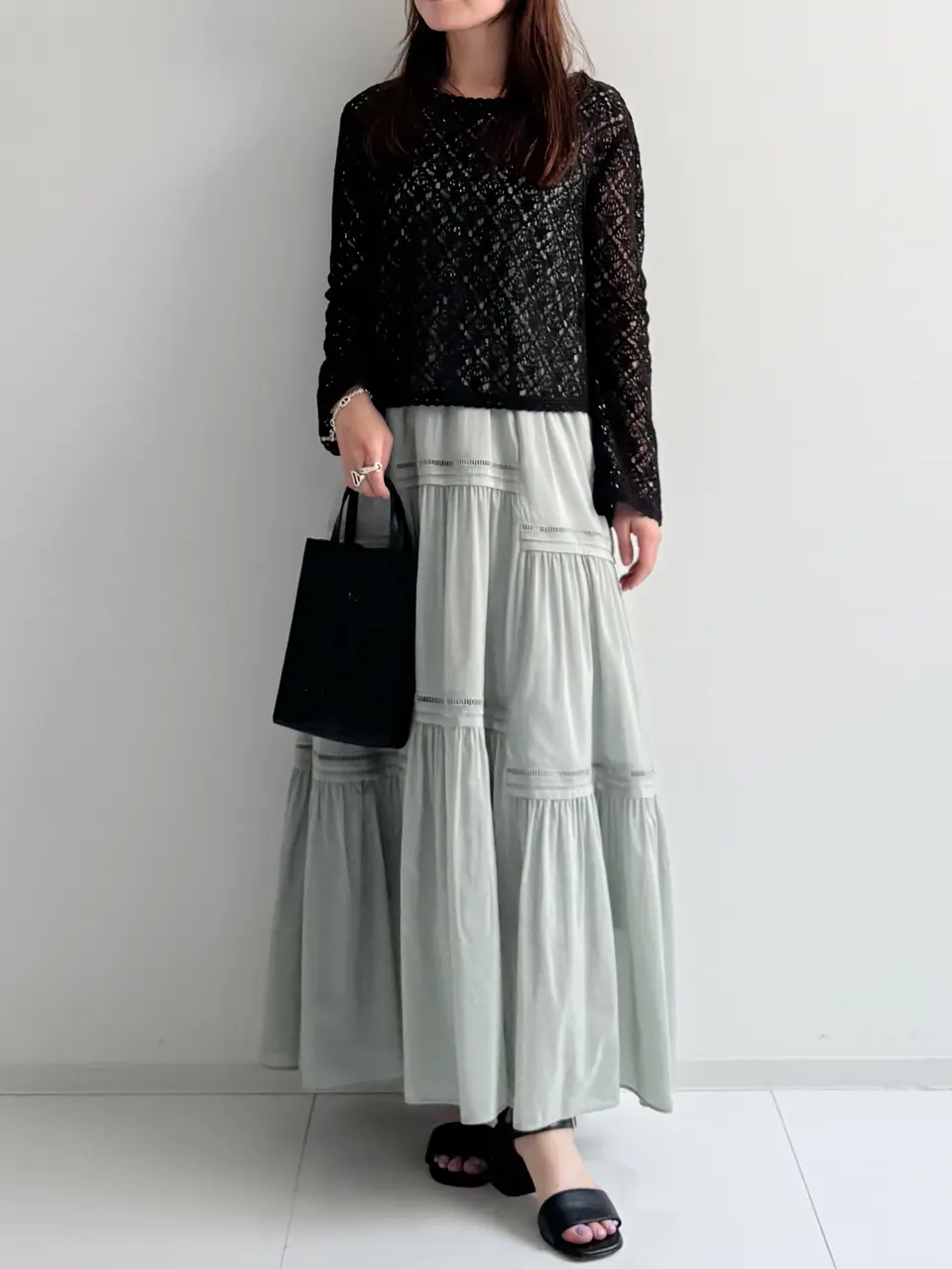 GRACE CONTINENTAL 古川温子 コーディネート画像