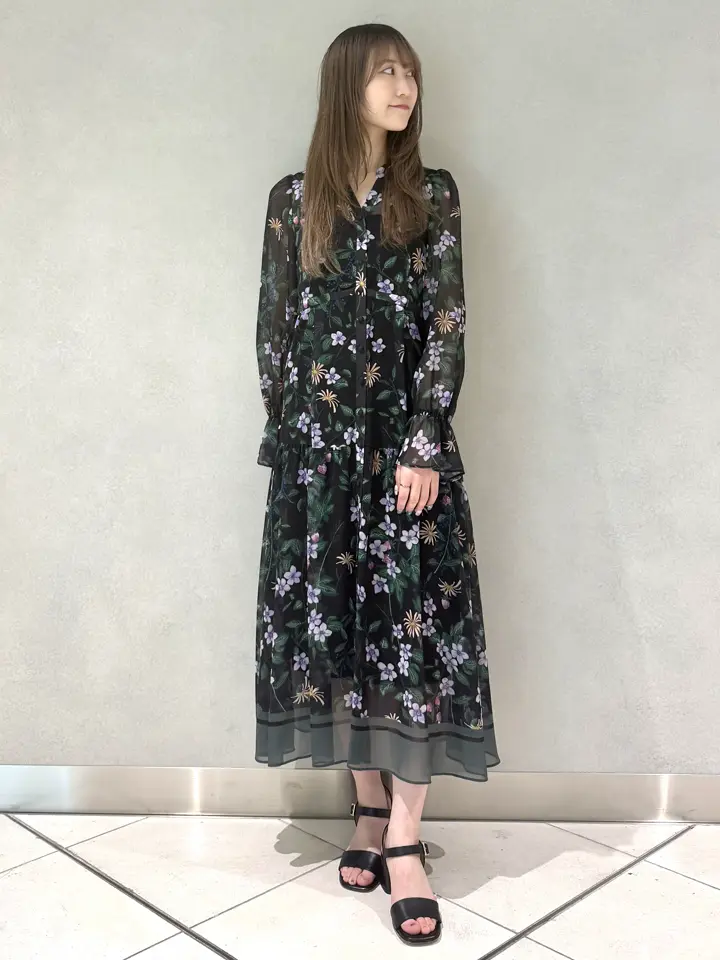 GRACE CONTINENTAL sa-ya コーディネート画像