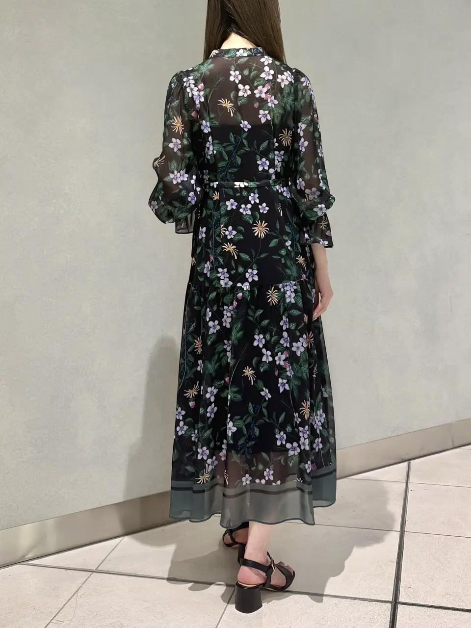 GRACE CONTINENTAL sa-ya コーディネート画像