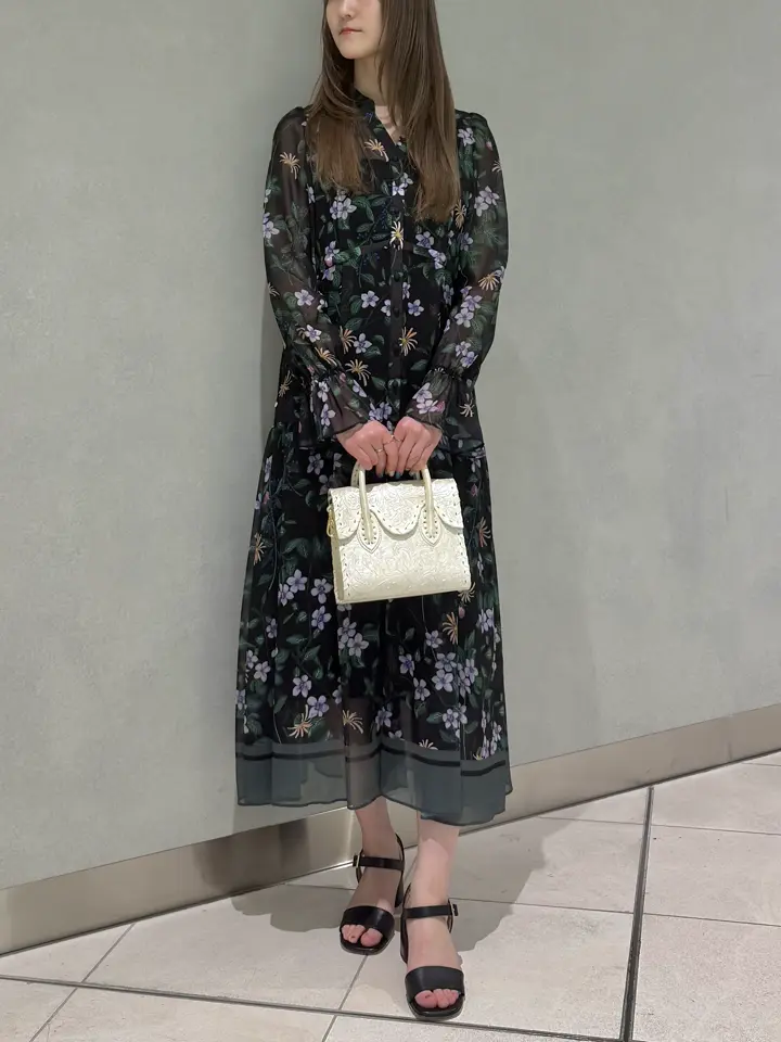 GRACE CONTINENTAL sa-ya コーディネート画像