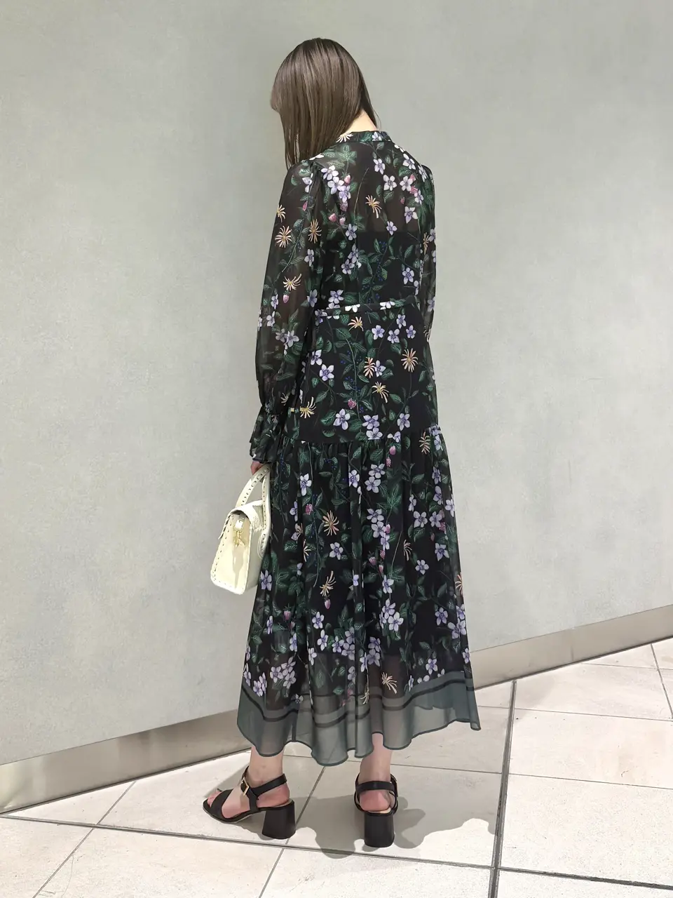 GRACE CONTINENTAL sa-ya コーディネート画像