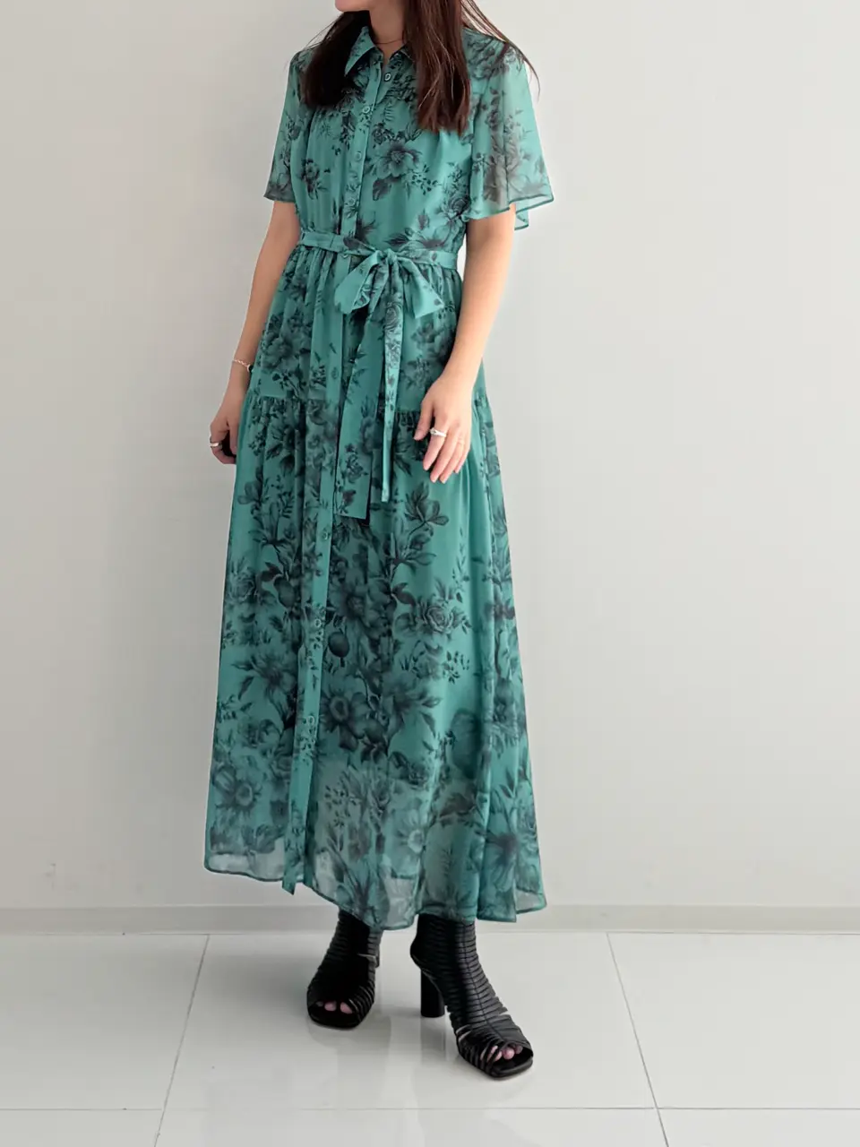 GRACE CONTINENTAL 古川温子 コーディネート画像