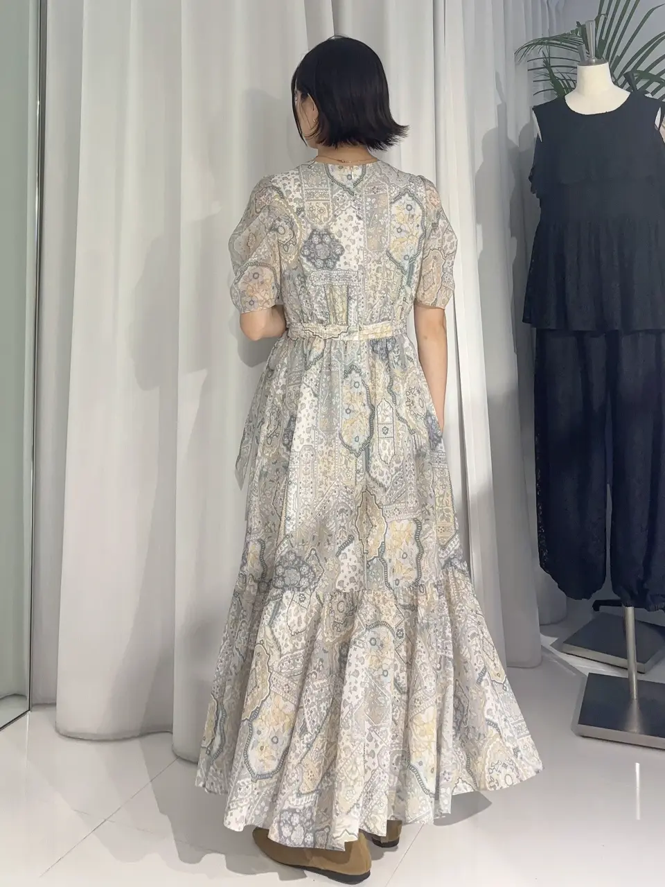 GRACE CONTINENTAL Hikaru Okada コーディネート画像