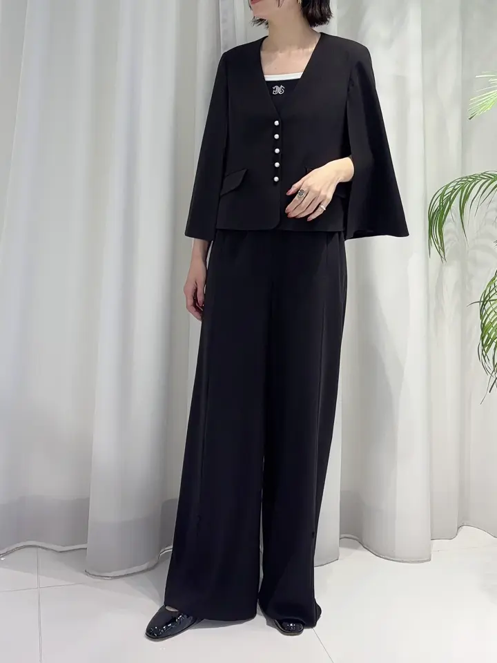 GRACE CONTINENTAL Hikaru Okada コーディネート画像