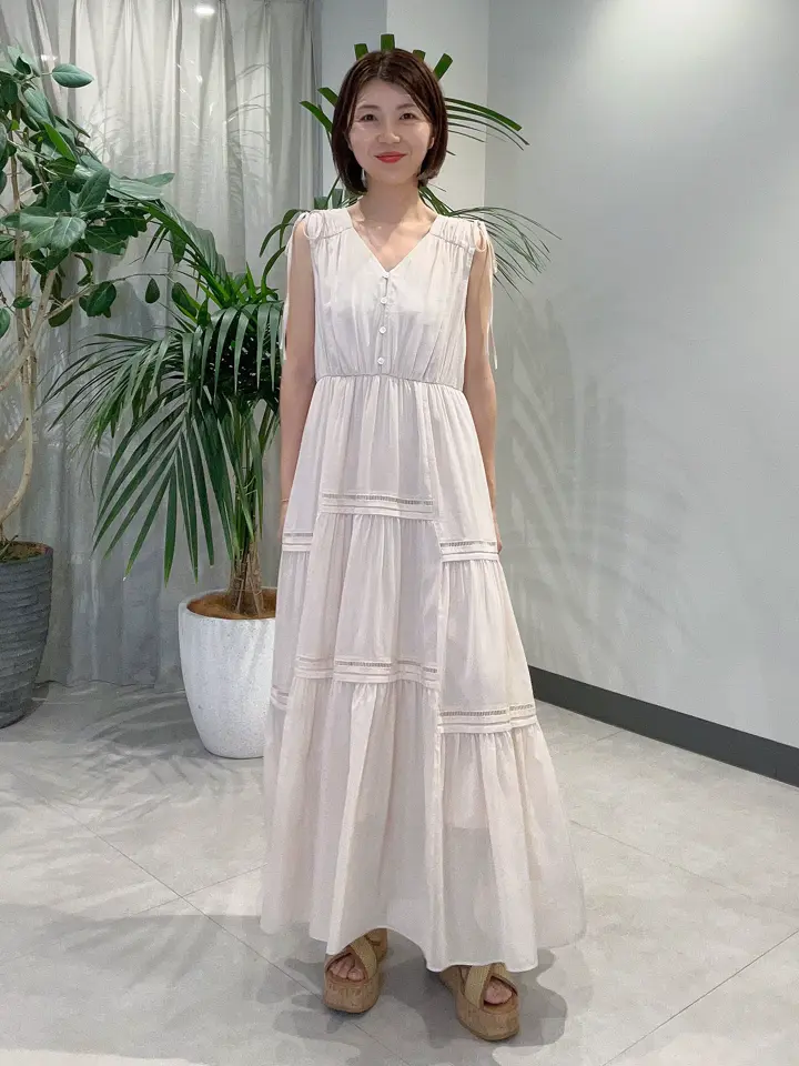 GRACE CONTINENTAL 佐藤　優里香 コーディネート画像