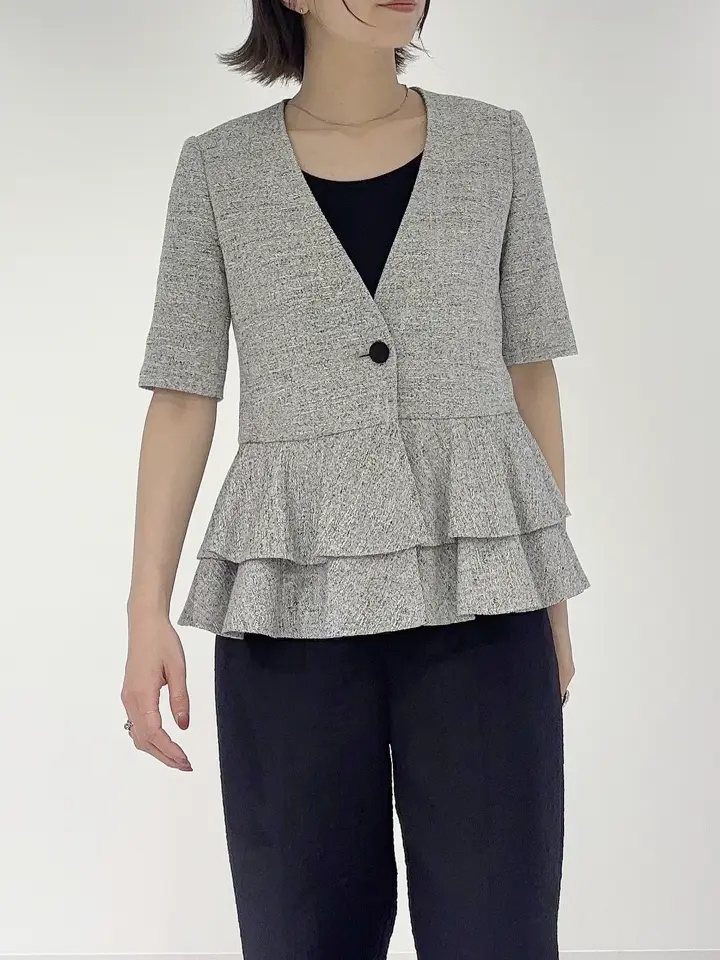 GRACE CONTINENTAL Hikaru Okada コーディネート画像