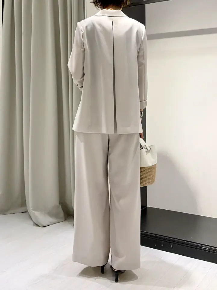 GRACE CONTINENTAL 亀田 未希 コーディネート画像