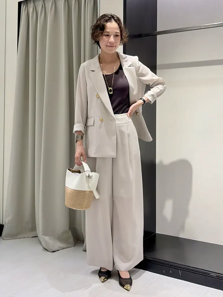 GRACE CONTINENTAL 亀田 未希 コーディネート画像