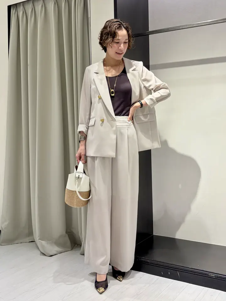 GRACE CONTINENTAL 亀田 未希 コーディネート画像