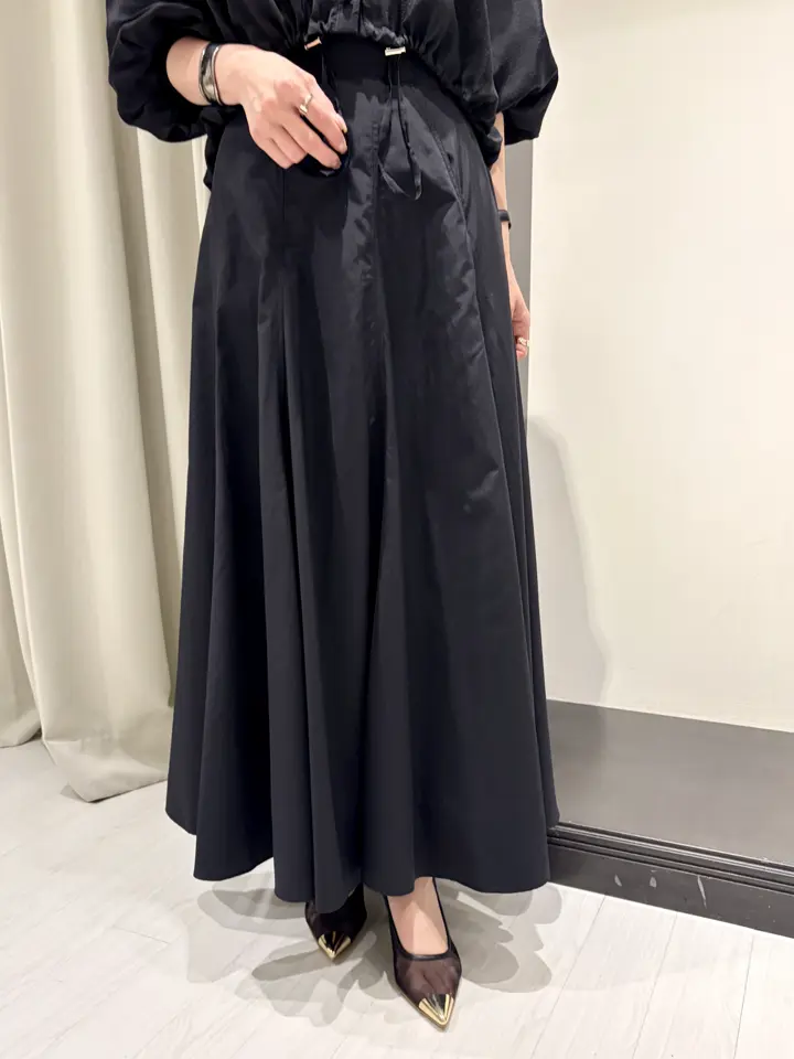 GRACE CONTINENTAL 亀田 未希 コーディネート画像