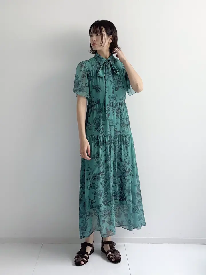 GRACE CONTINENTAL Hikaru Okada コーディネート画像